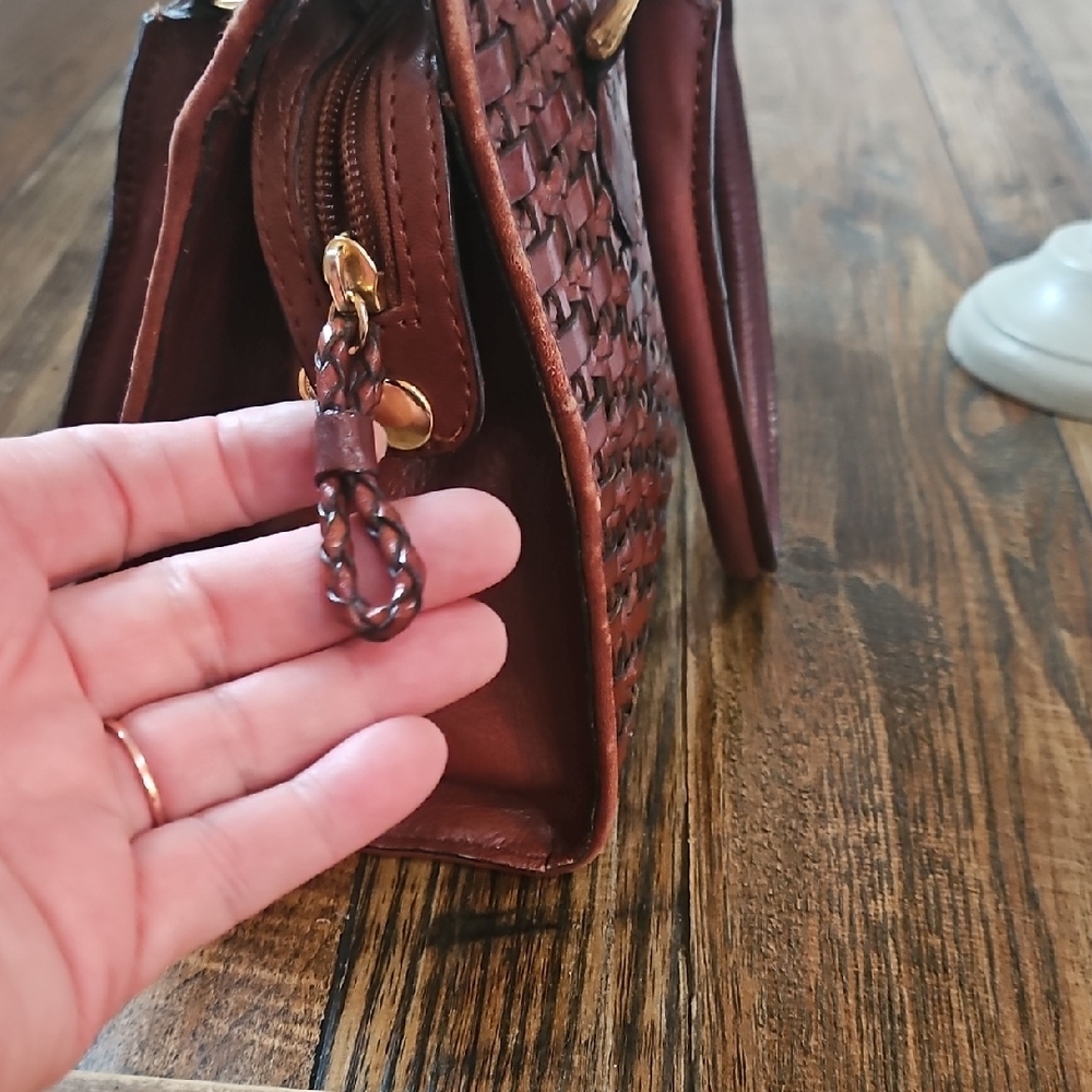 Genuine Leather Women's Rich Brown Woven Purse - Picture 4 of 12